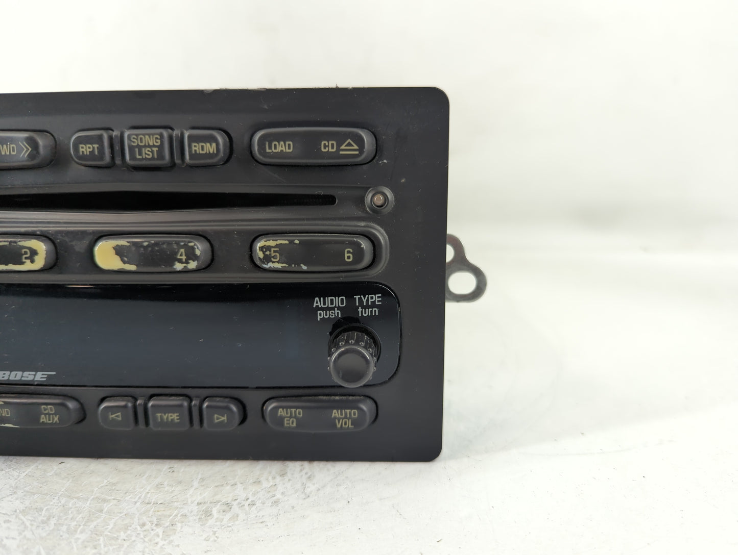2005-2006 Gmc Envoy Radio AM FM Cd Player Receiver Replacement P/N:10359565 Fits Fits 2005 2006 2007 OEM Used Auto Parts - O