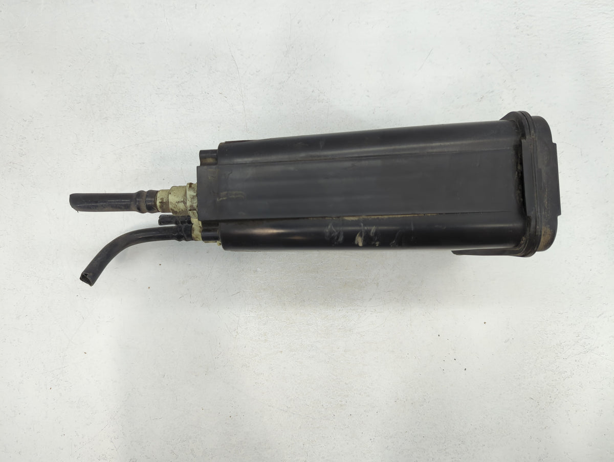 2005 Gmc Envoy Fuel Vapor Charcoal Canister 783438 - Oemusedautoparts1.com