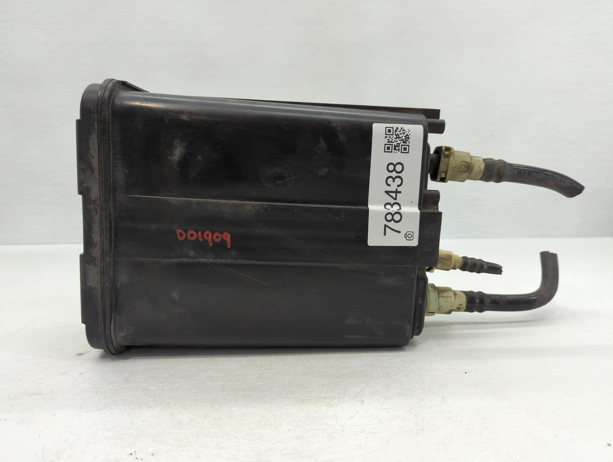2005 Gmc Envoy Fuel Vapor Charcoal Canister 783438 - Oemusedautoparts1.com
