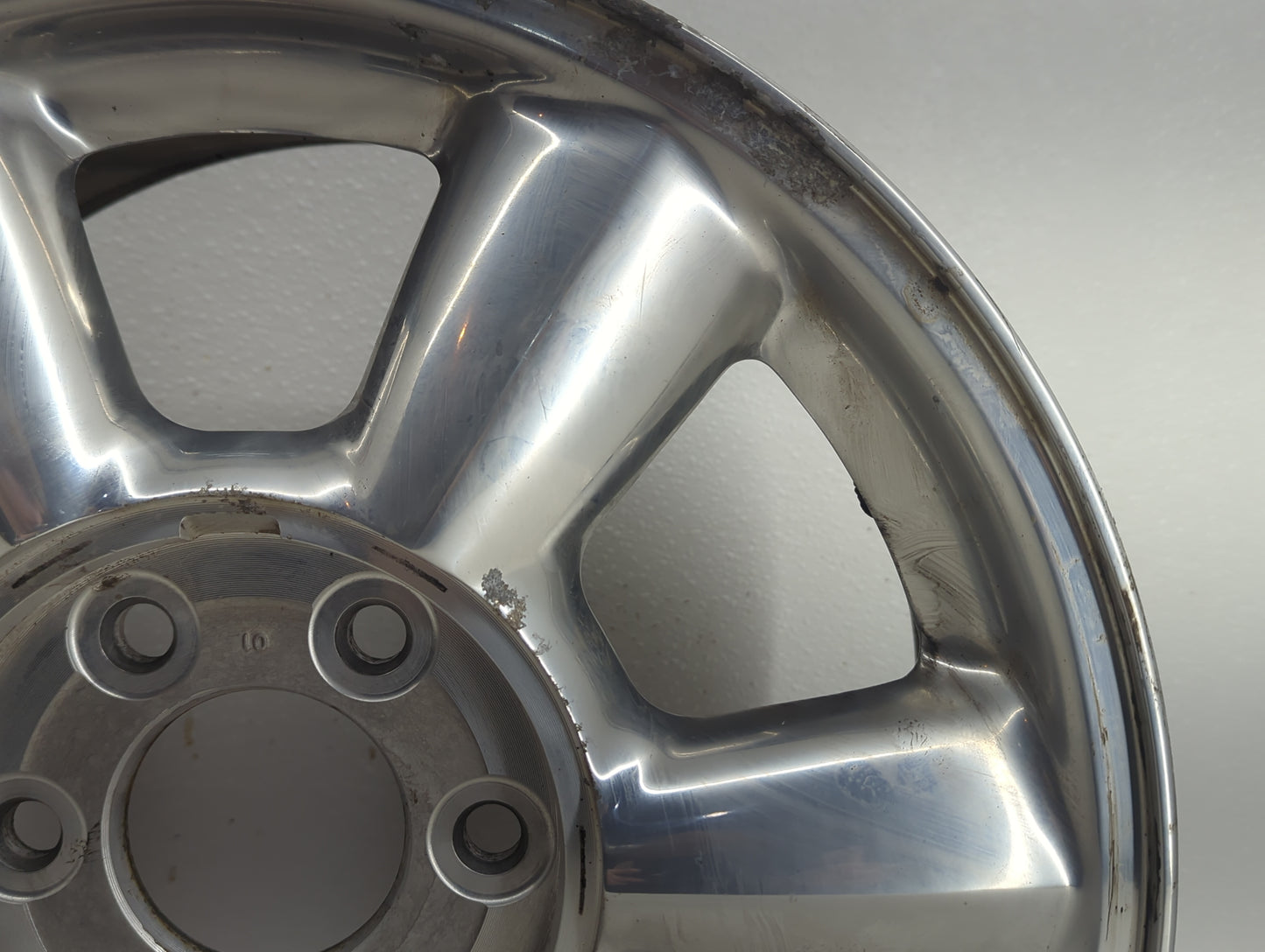 2002-2007 Gmc Envoy Oem Wheel Rim 840203 - Oemusedautoparts1.com