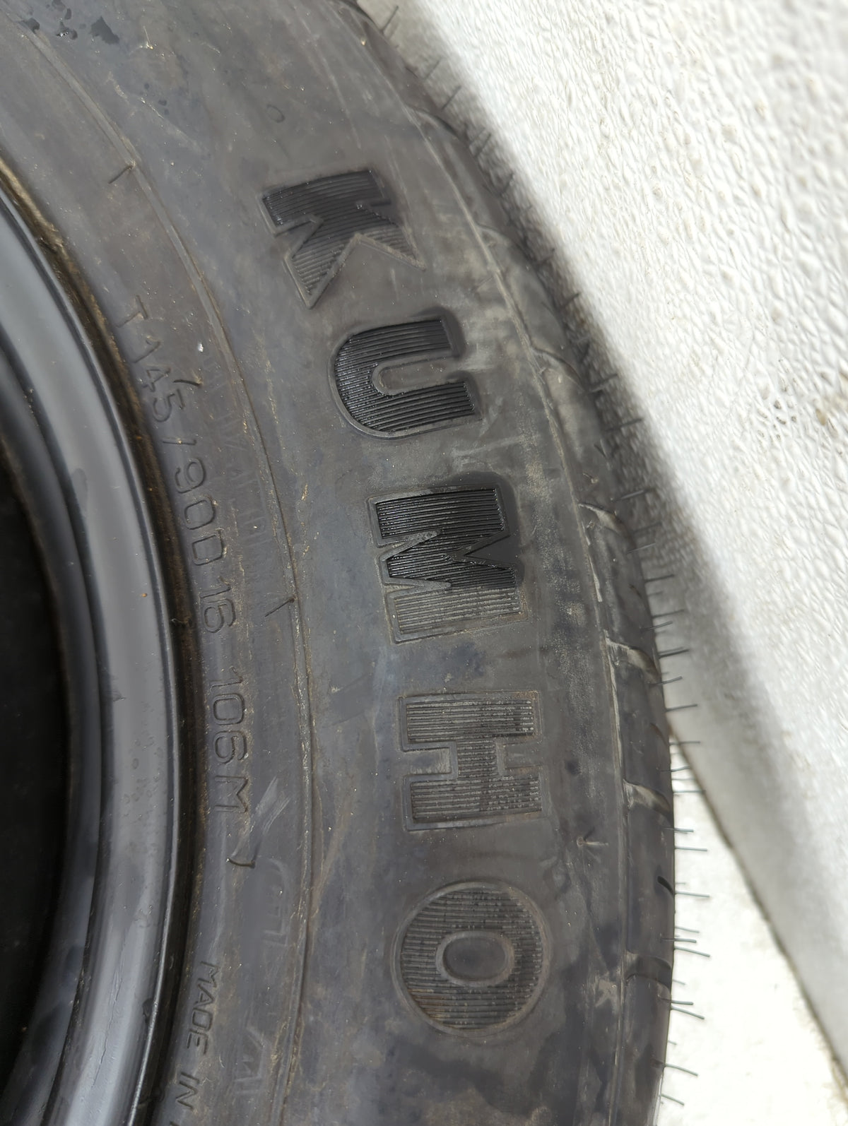 2002-2009 Gmc Envoy Spare Donut Tire Wheel Rim Oem - Oemusedautoparts1.com