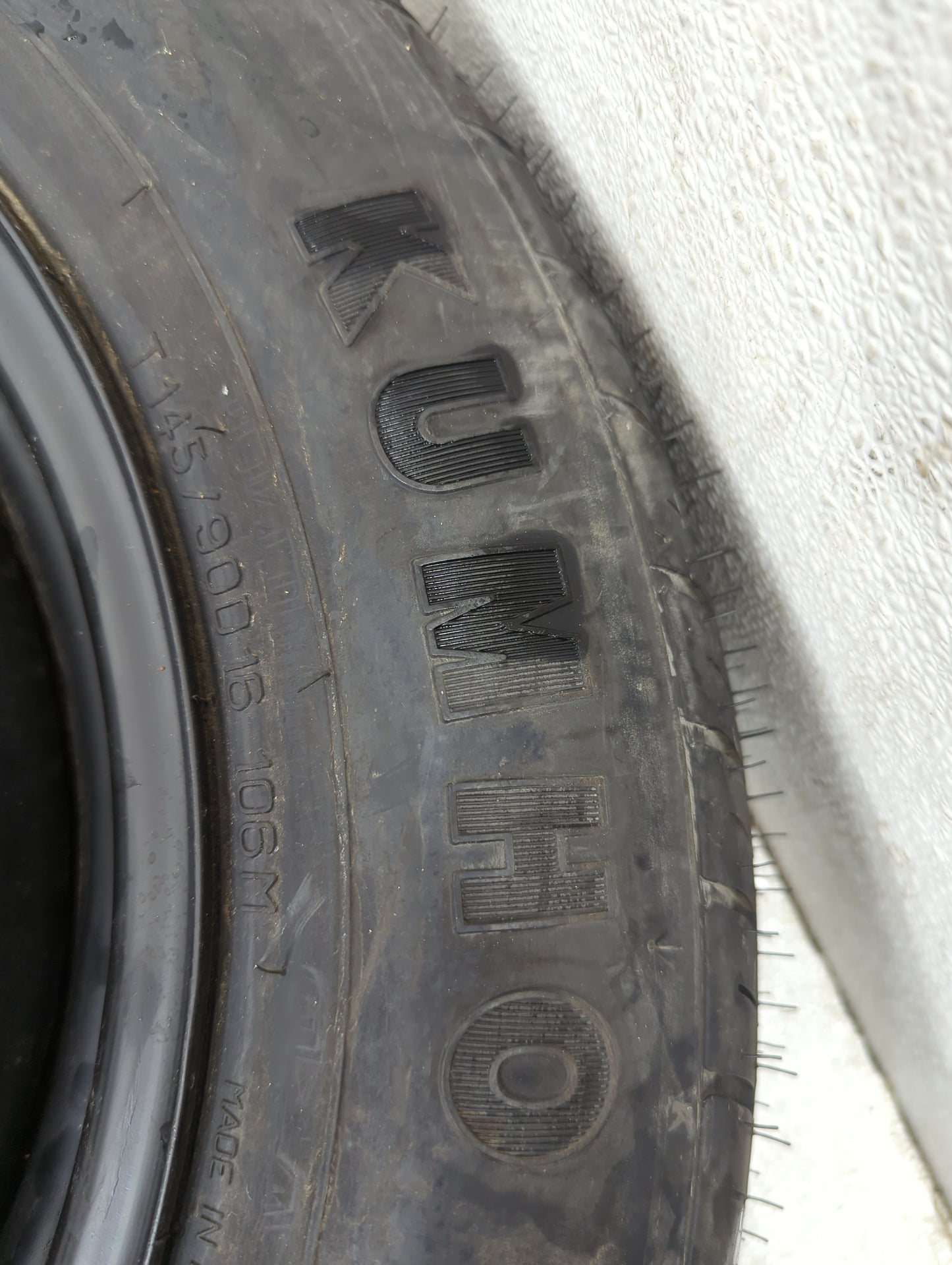 2002-2009 Gmc Envoy Spare Donut Tire Wheel Rim Oem - Oemusedautoparts1.com