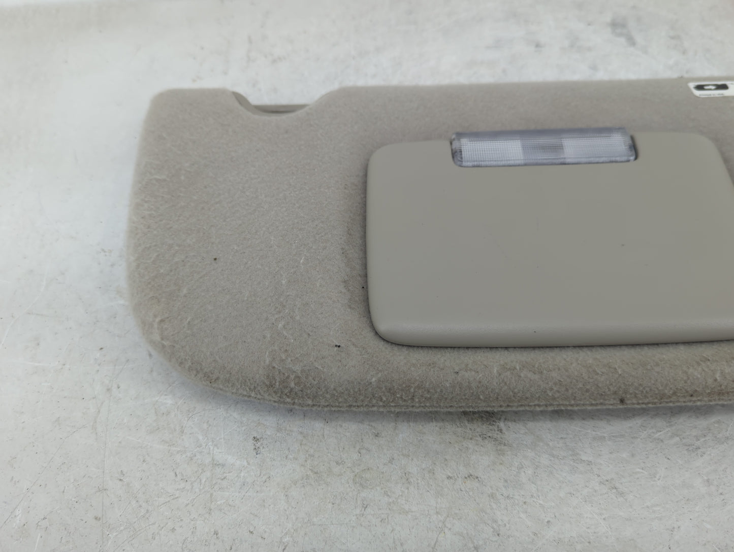 2005-2007 Gmc Envoy Sun Visor Shade Replacement Passenger Right Mirror Fits Fits 2005 2006 2007 OEM Used Auto Parts - Oemuse