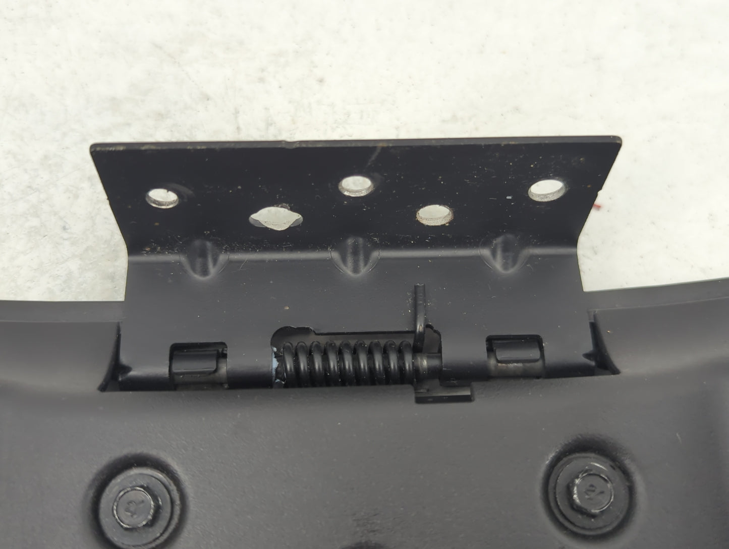 2005 Gmc Envoy Center Console Armrest Cover Lid Fits OEM Used Auto Parts - Oemusedautoparts1.com