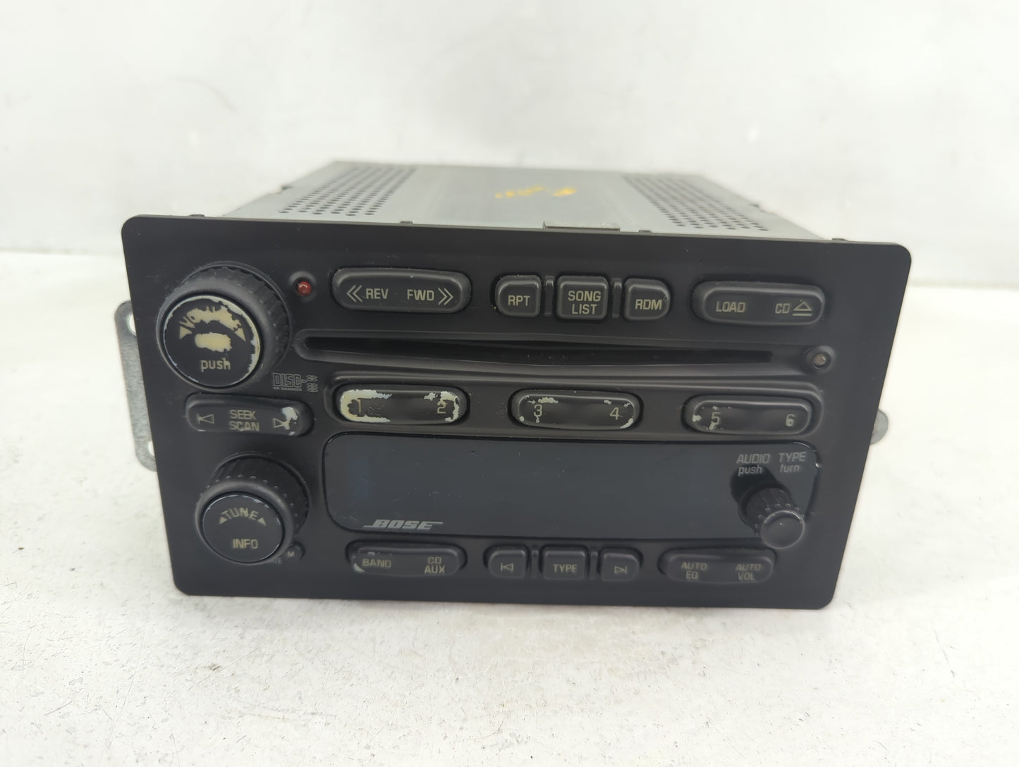 2002-2005 Gmc Envoy Radio AM FM Cd Player Receiver Replacement Fits Fits 2002 2003 2004 2005 OEM Used Auto Parts - Oemusedau