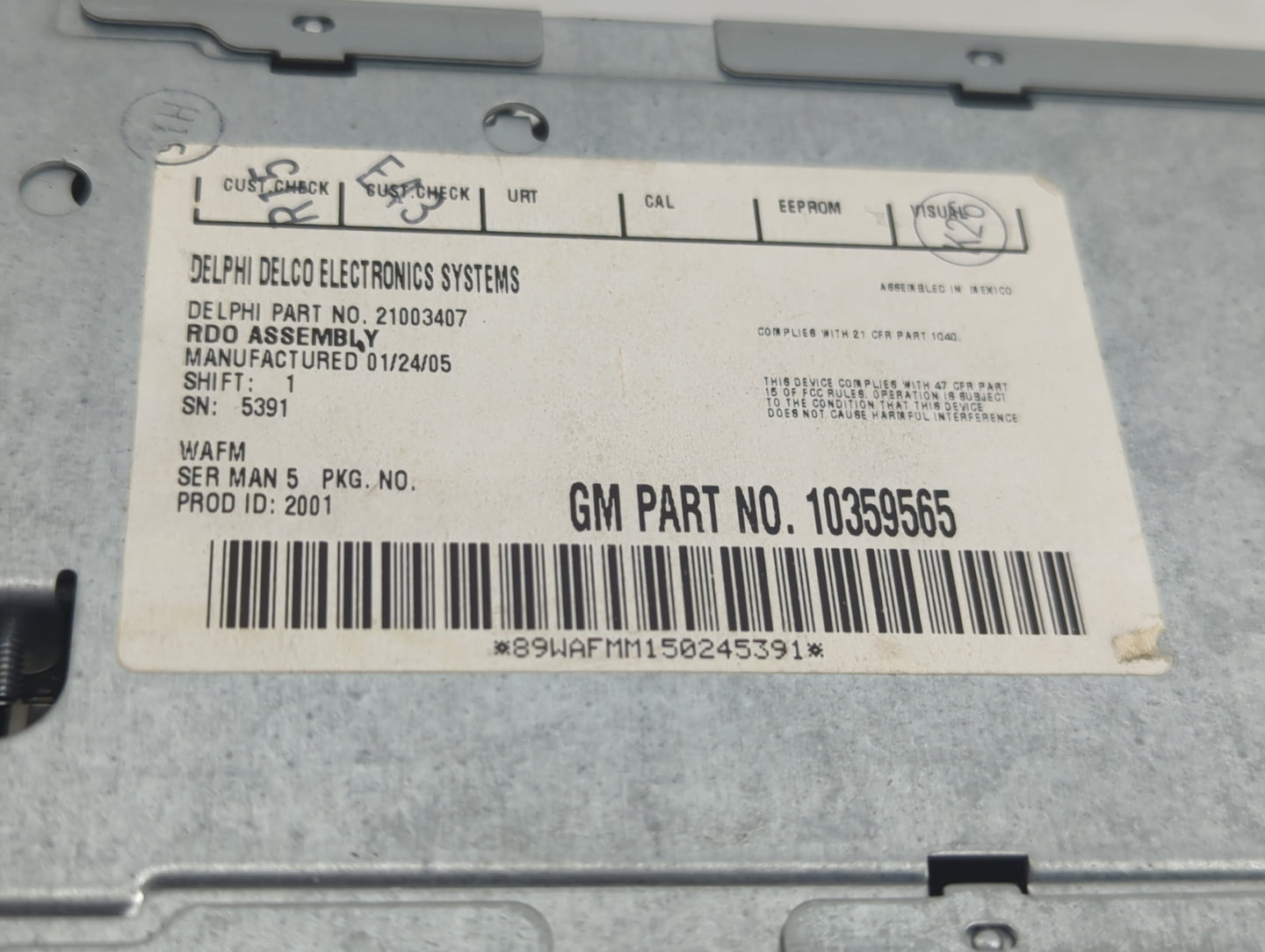 2002-2005 Gmc Envoy Radio AM FM Cd Player Receiver Replacement Fits Fits 2002 2003 2004 2005 OEM Used Auto Parts - Oemusedau