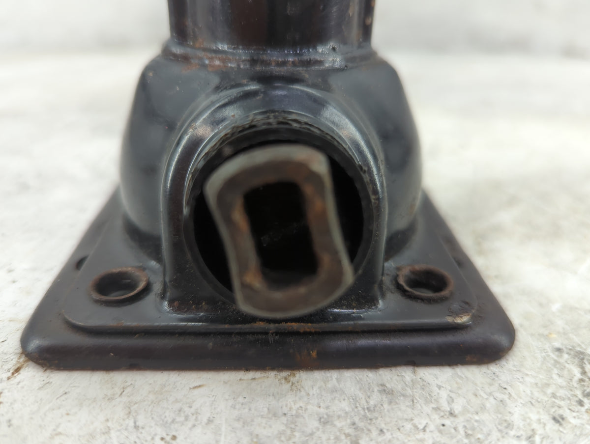 2005 Gmc Envoy Xl Spare Scissor Car Jack Black - Oemusedautoparts1.com
