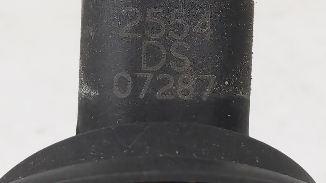 2002-2005 Gmc Envoy Xl Ignition Coil Igniter Pack - Oemusedautoparts1.com