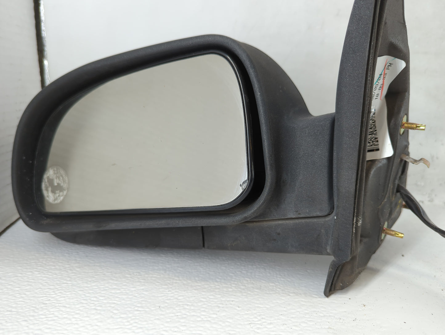 2002-2005 Gmc Envoy Xl Driver Side View Mirror - Left Door Mirror OEM Used - Oemusedautoparts1.com