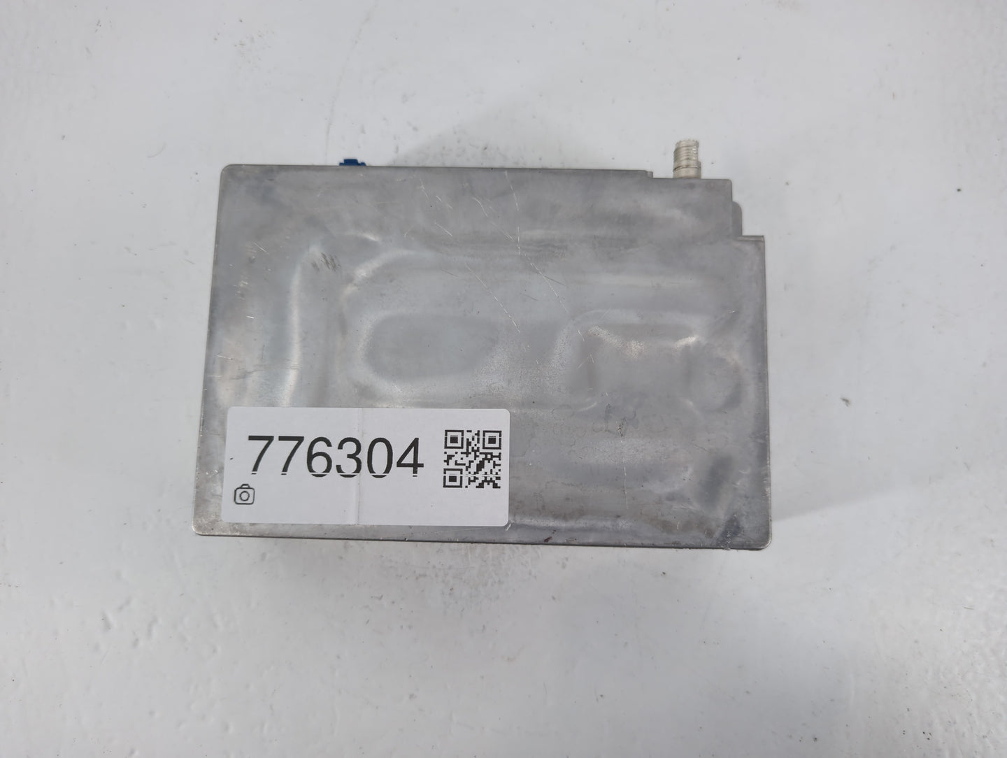 2003-2005 Gmc Envoy Xl PCM Engine Control Computer ECU ECM PCU OEM P/N:10394074 Fits Fits 2003 2004 2005 2006 OEM Used Auto 