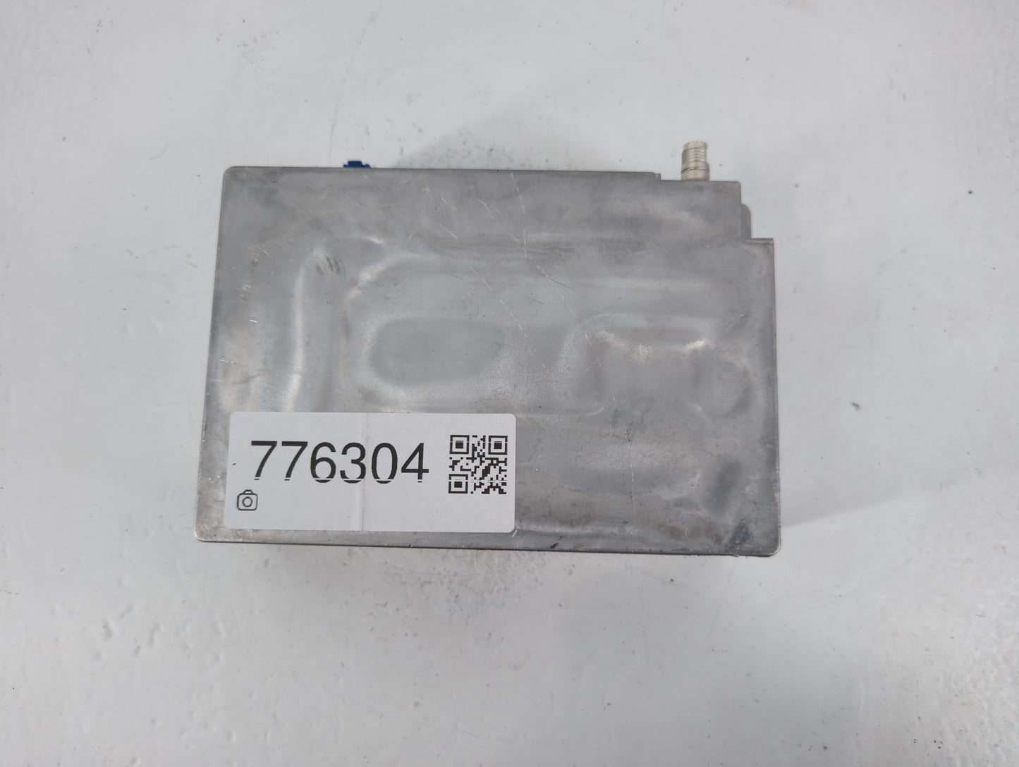 2003-2005 Gmc Envoy Xl PCM Engine Control Computer ECU ECM PCU OEM P/N:10394074 Fits Fits 2003 2004 2005 2006 OEM Used Auto 