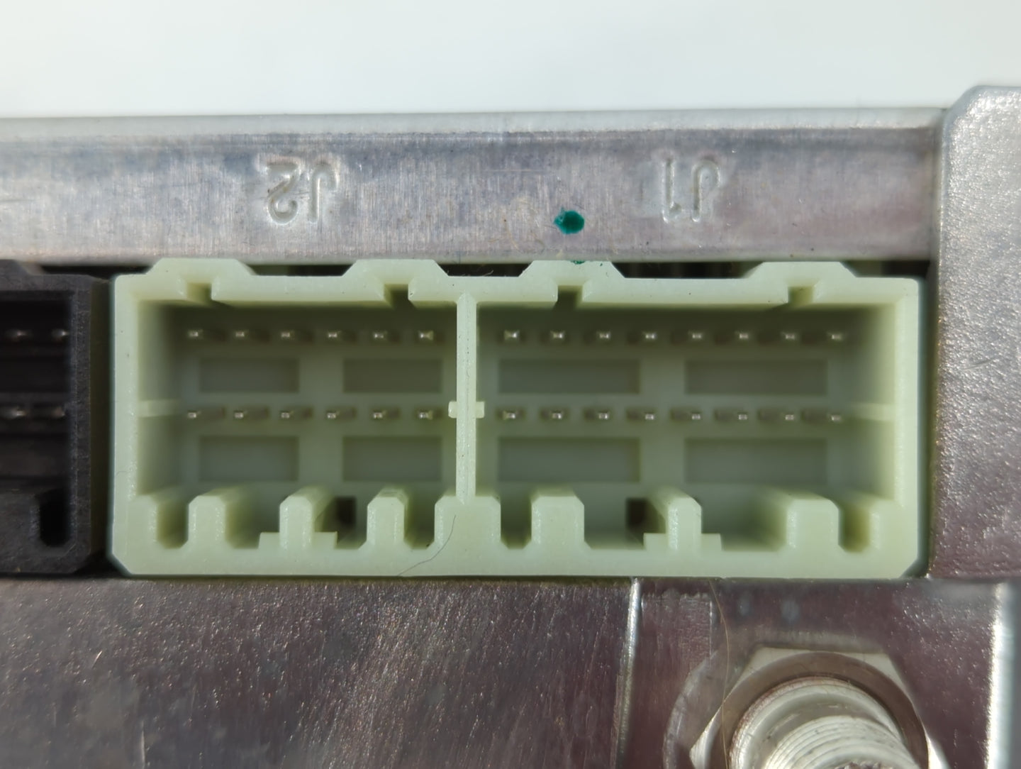 2003-2005 Gmc Envoy Xl PCM Engine Control Computer ECU ECM PCU OEM P/N:10394074 Fits Fits 2003 2004 2005 2006 OEM Used Auto 
