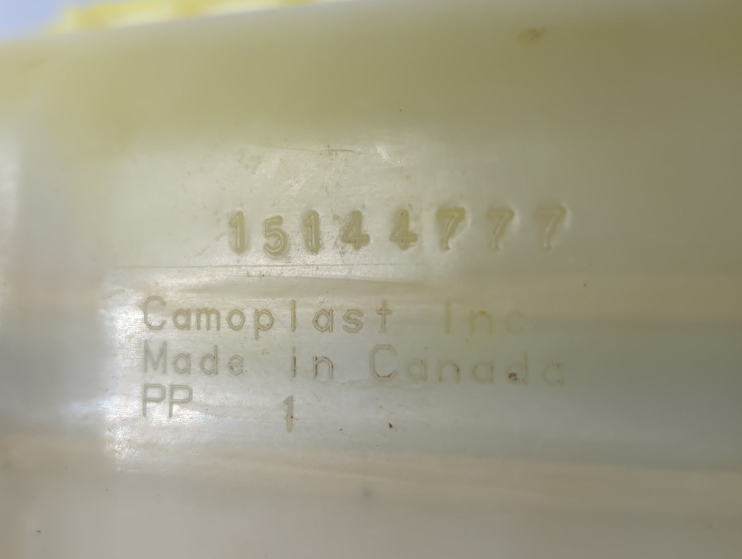 2002-2006 Gmc Envoy Xl Radiator Coolant Overflow Expansion Tank Bottle - Oemusedautoparts1.com
