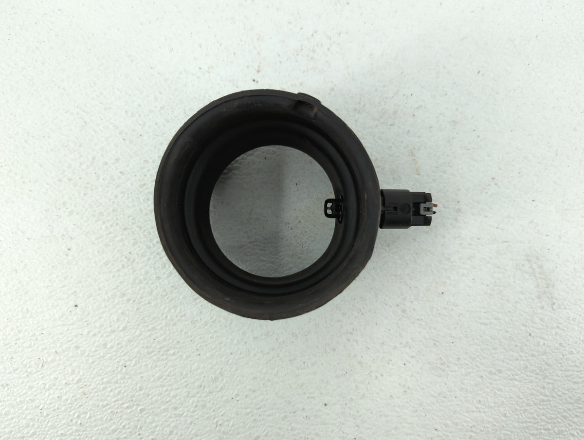 2004-2005 Gmc Envoy Xuv Mass Air Flow Meter Maf Sensor - Oemusedautoparts1.com