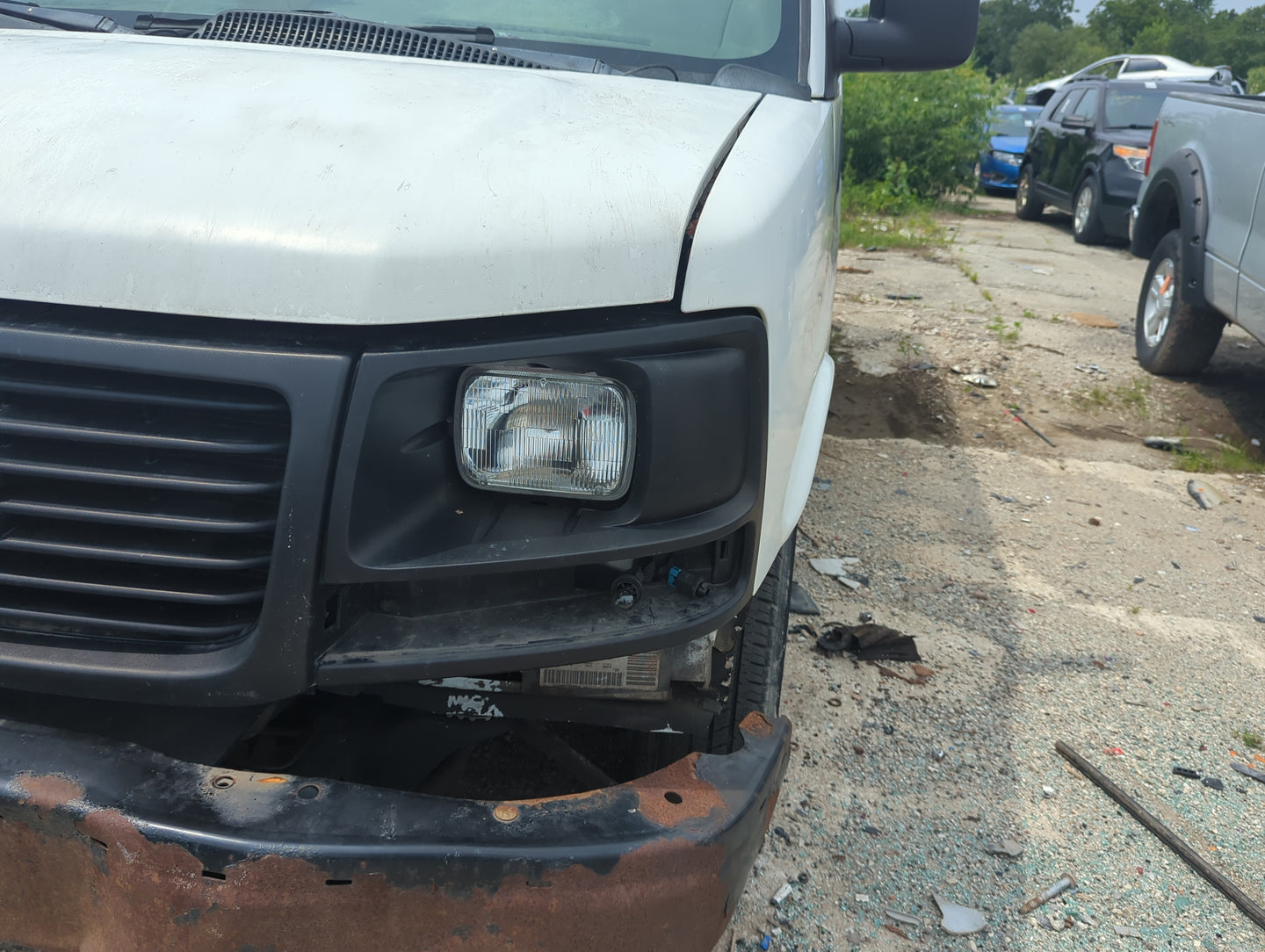 1996-2017 Gmc Savana 2500 Driver Left Oem Head Light Headlight Lamp - Oemusedautoparts1.com