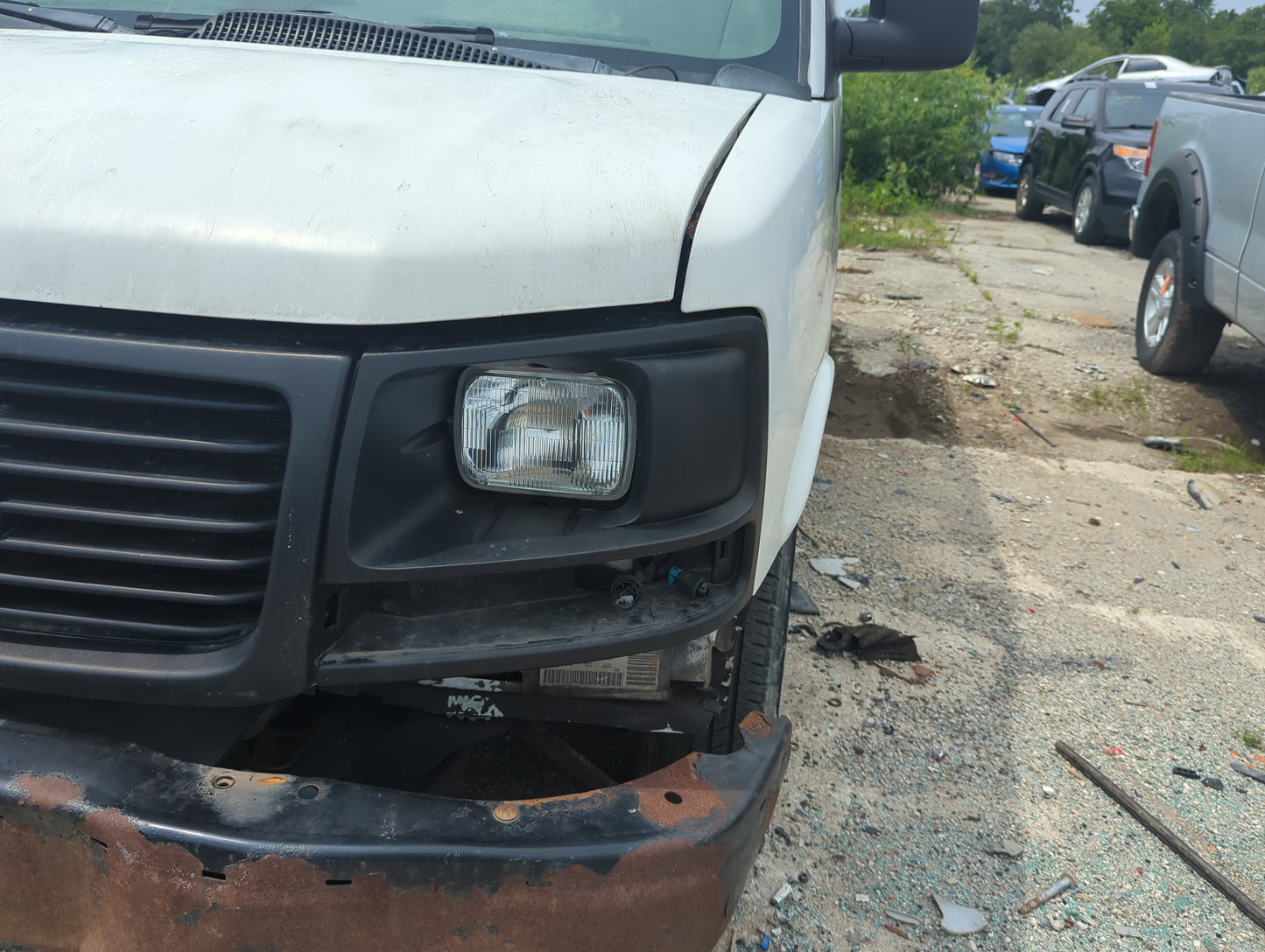 1996-2017 Gmc Savana 2500 Driver Left Oem Head Light Headlight Lamp - Oemusedautoparts1.com