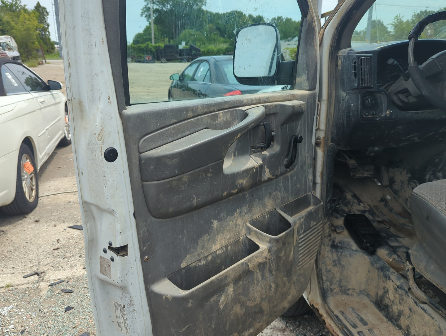 2003-2019 Gmc Savana 2500 Master Power Window Switch Replacement Driver Side Left Fits OEM Used Auto Parts - Oemusedautopart