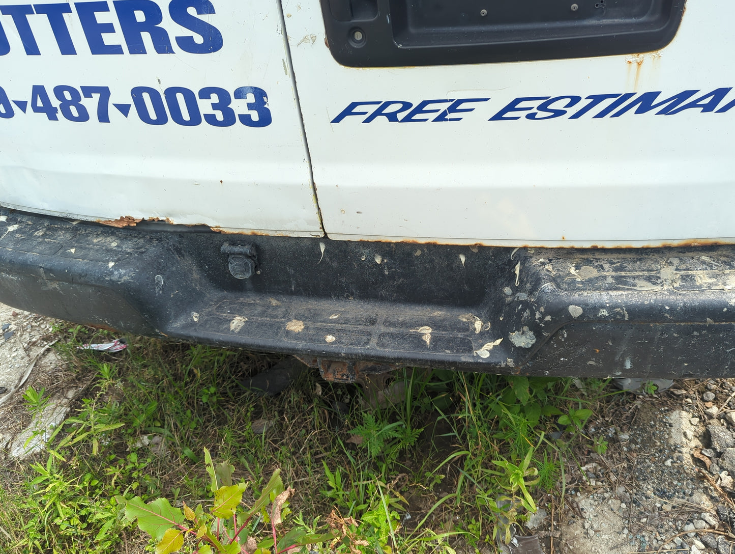 1996-2019 Gmc Savana 2500 Rear Bumper Assembly Oem - Oemusedautoparts1.com