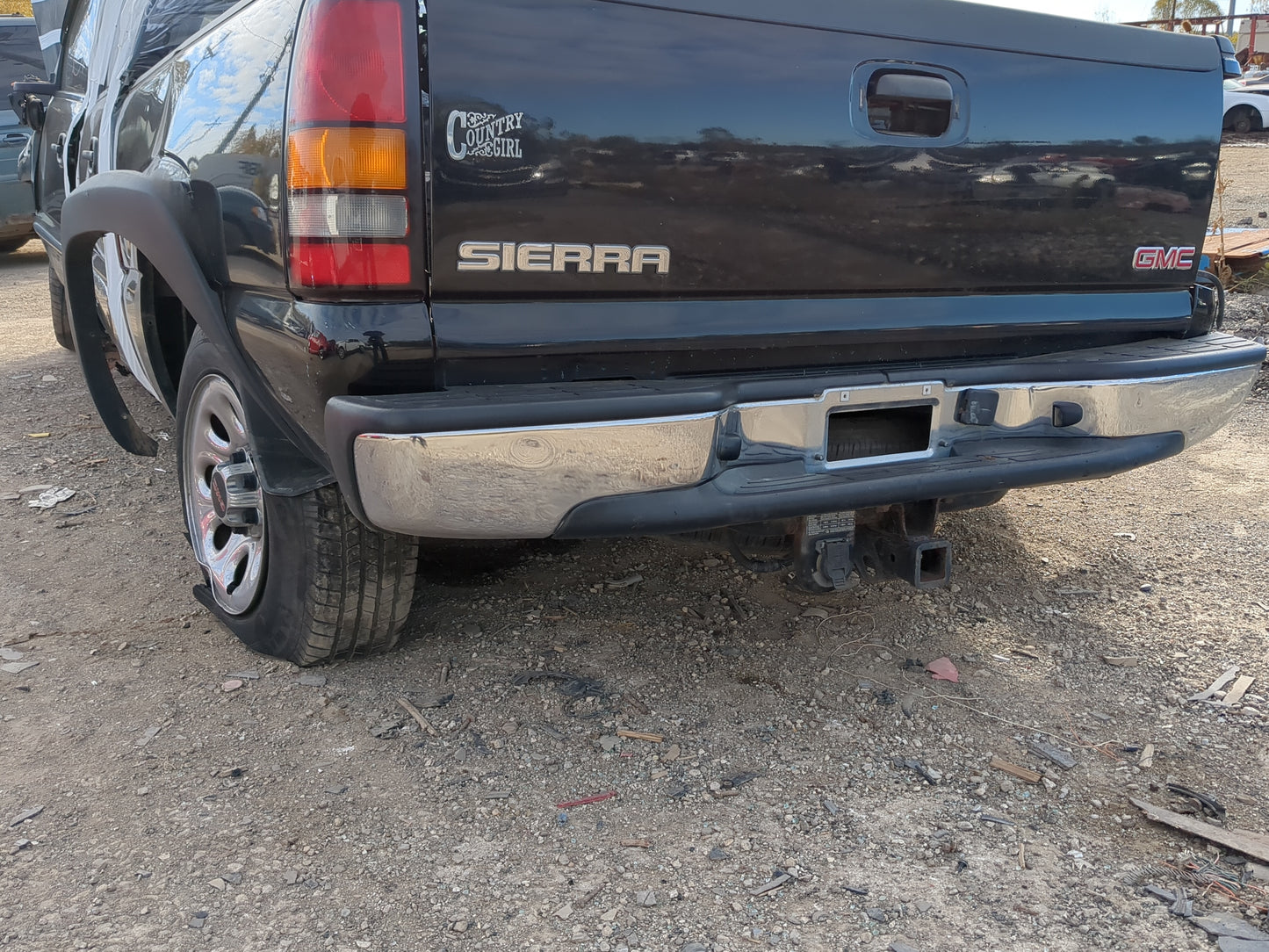 1999-2005 Gmc Sierra 1500 Rear Bumper Assembly Oem - Oemusedautoparts1.com