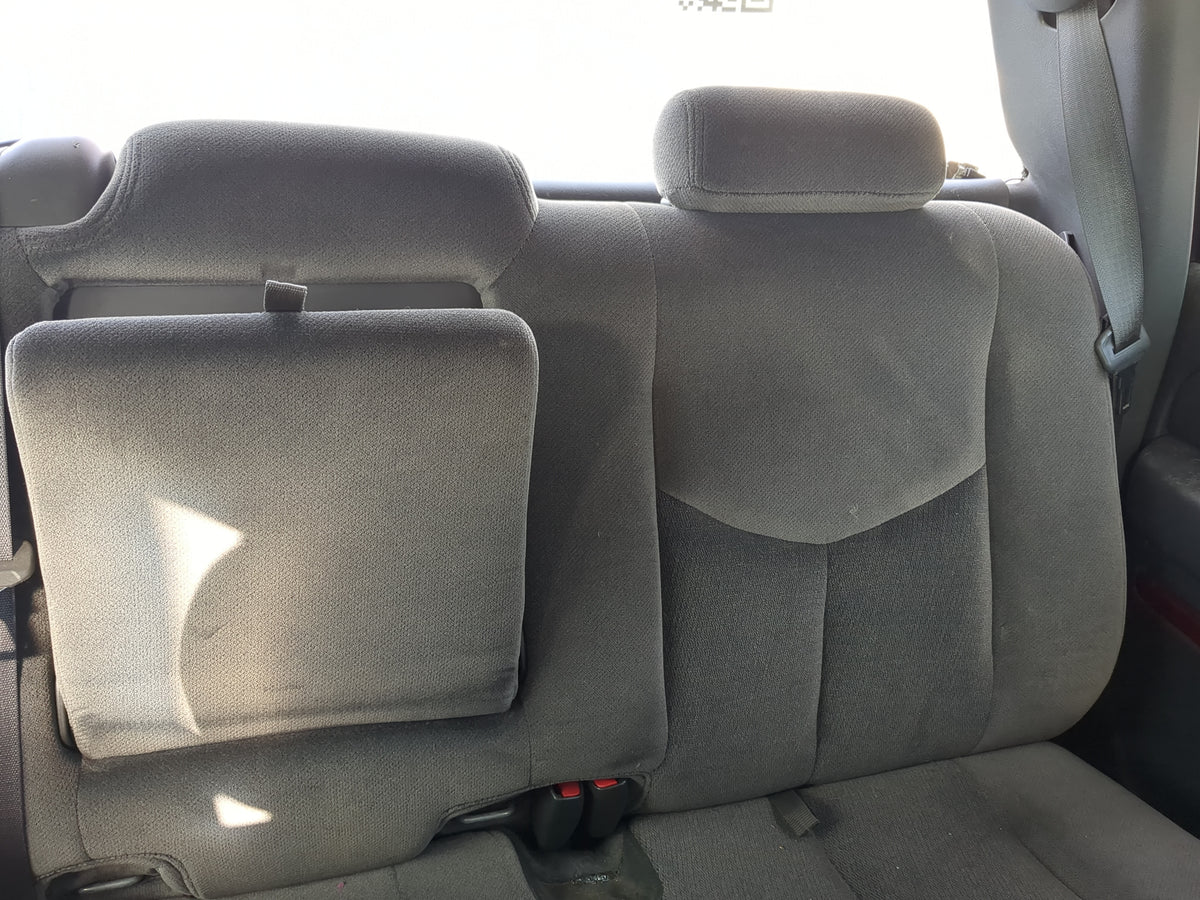 2005 Gmc Sierra 1500 Rear Seat Oem - Oemusedautoparts1.com