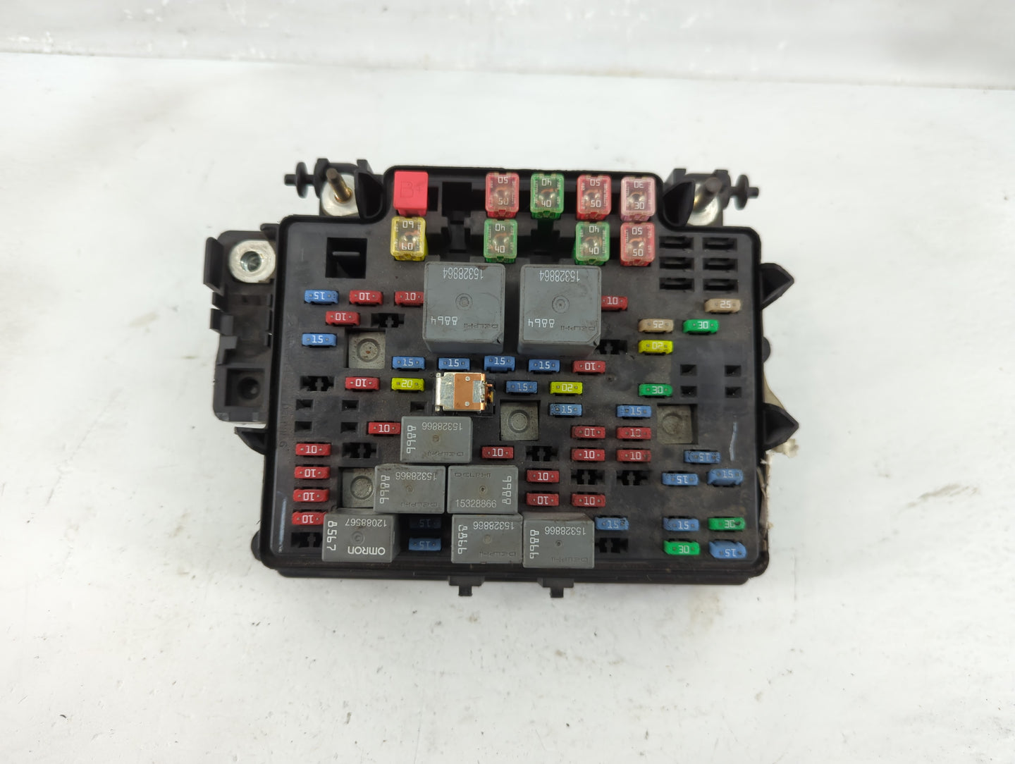 2003-2005 Gmc Sierra 1500 Fusebox Fuse Box Panel Relay Module Fits Fits 2003 2004 2005 2006 OEM Used Auto Parts - Oemusedaut