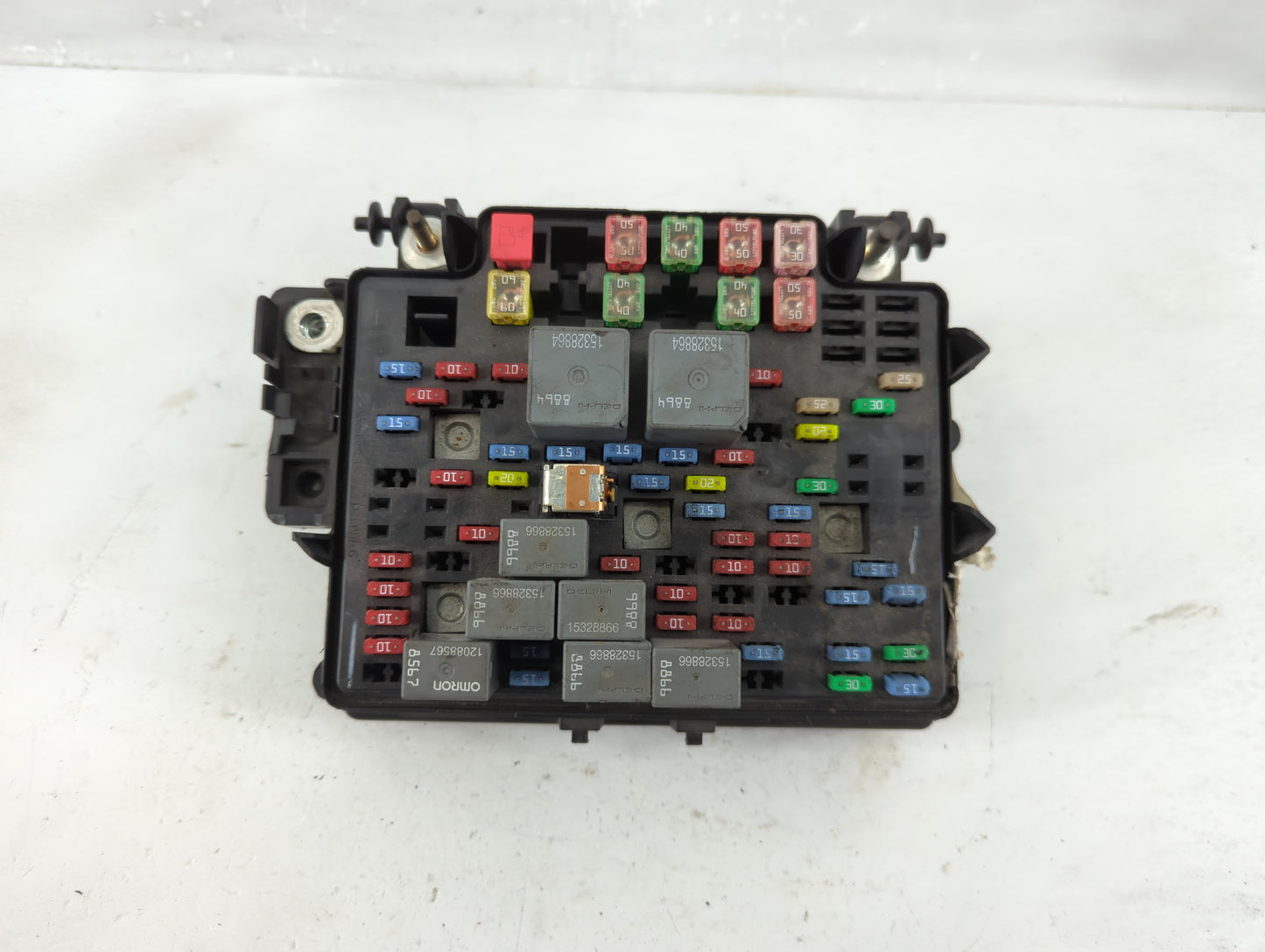 2003-2005 Gmc Sierra 1500 Fusebox Fuse Box Panel Relay Module Fits Fits 2003 2004 2005 2006 OEM Used Auto Parts - Oemusedaut