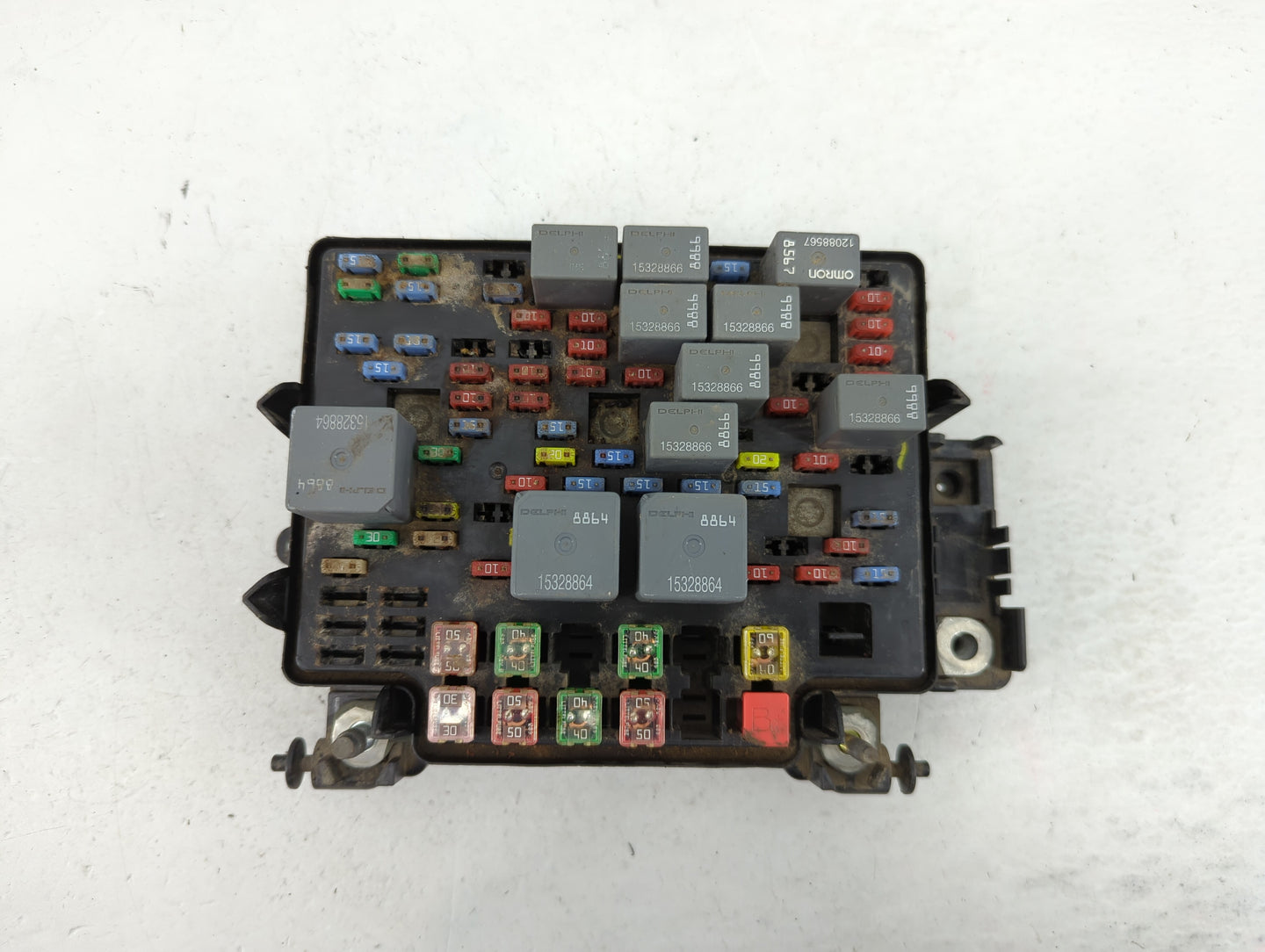 2003-2005 Gmc Sierra 1500 Fusebox Fuse Box Panel Relay Module P/N:15115615-02 Fits Fits 2003 2004 2005 2006 OEM Used Auto Pa