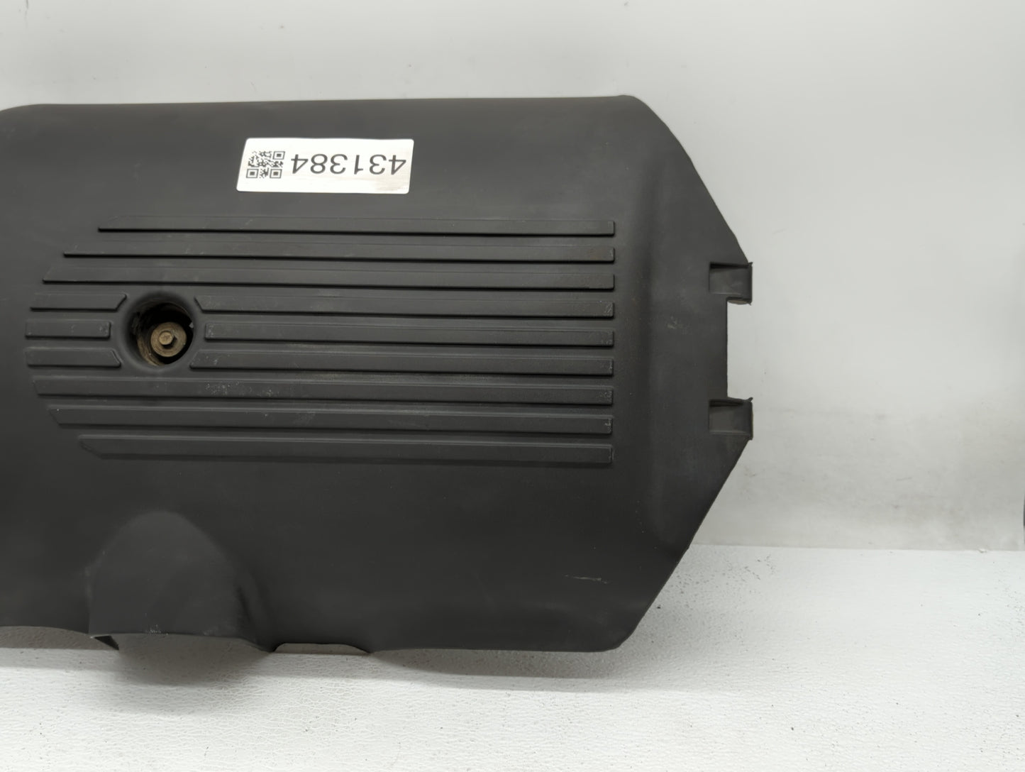 2005 Gmc Sierra 1500 Engine Cover - Oemusedautoparts1.com