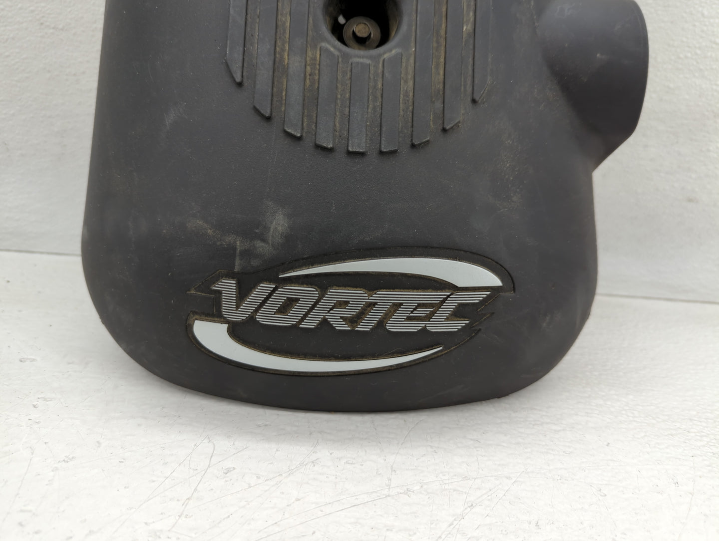 2005 Gmc Sierra 1500 Engine Cover - Oemusedautoparts1.com