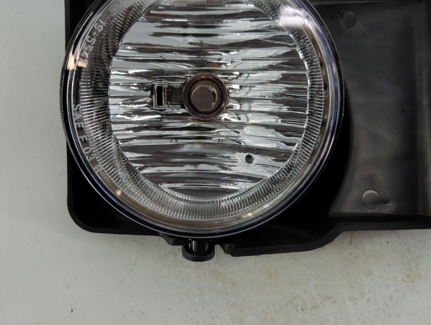 2004-2007 Gmc Sierra 1500 Passenger Right Oem Fog Light Lamp - Oemusedautoparts1.com