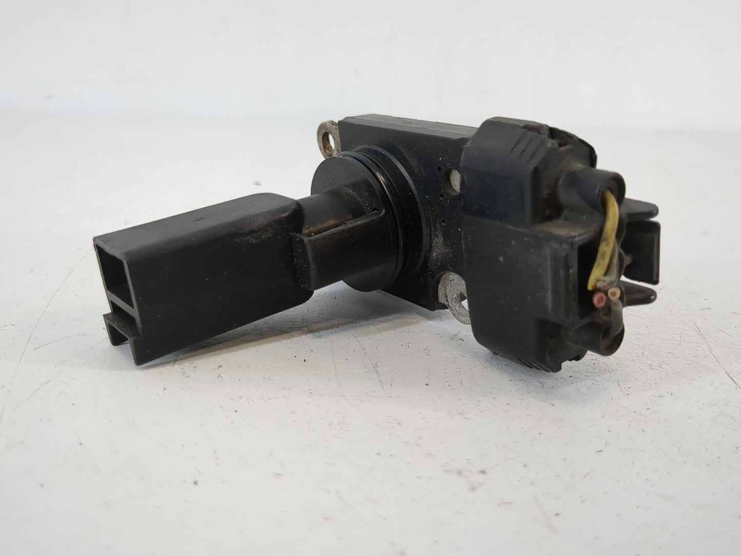 Gmc Sierra 2500 Mass Air Flow Meter Maf - Oemusedautoparts1.com