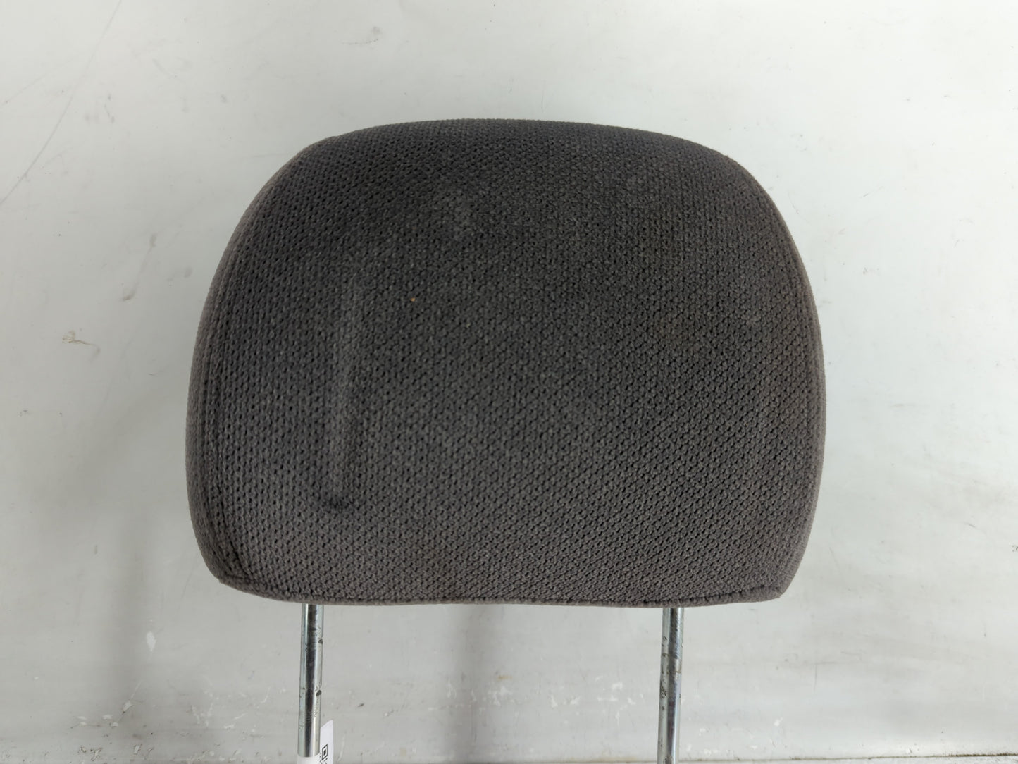 2005 Gmc Sierra 2500 Headrest Head Rest Rear Seat Fits OEM Used Auto Parts - Oemusedautoparts1.com