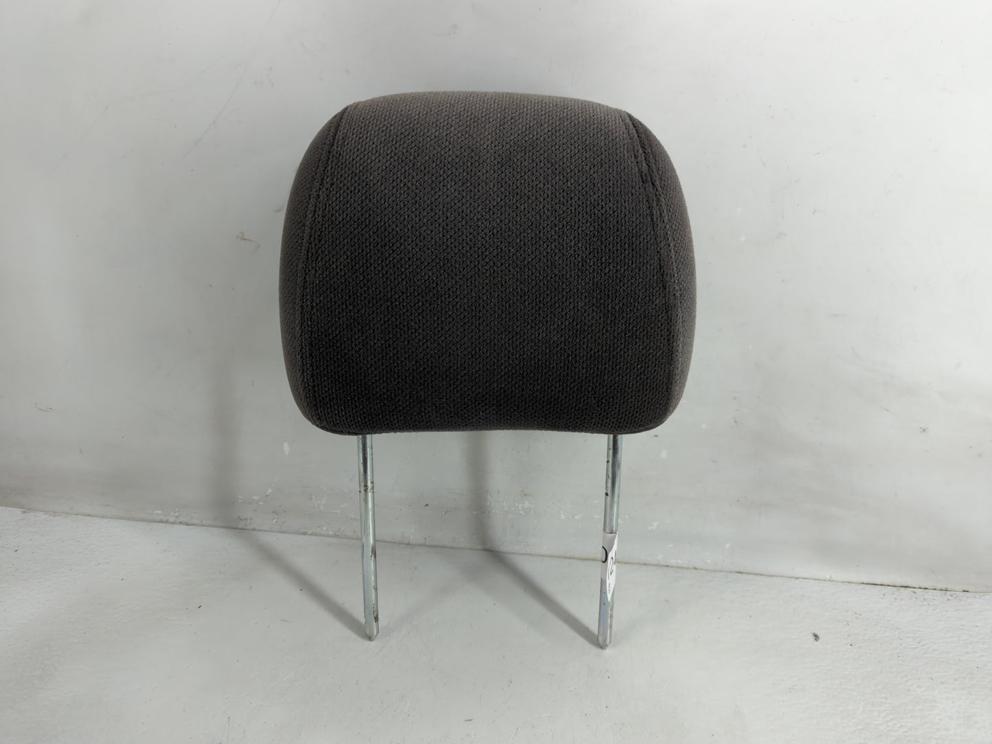 2005 Gmc Sierra 2500 Headrest Head Rest Rear Seat Fits OEM Used Auto Parts - Oemusedautoparts1.com