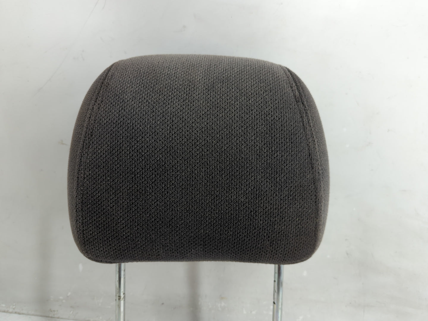 2005 Gmc Sierra 2500 Headrest Head Rest Rear Seat Fits OEM Used Auto Parts - Oemusedautoparts1.com