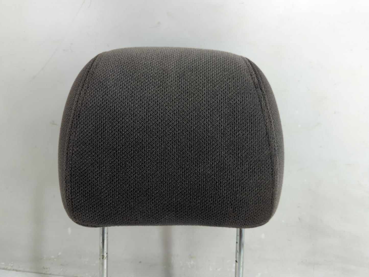 2005 Gmc Sierra 2500 Headrest Head Rest Rear Seat Fits OEM Used Auto Parts - Oemusedautoparts1.com