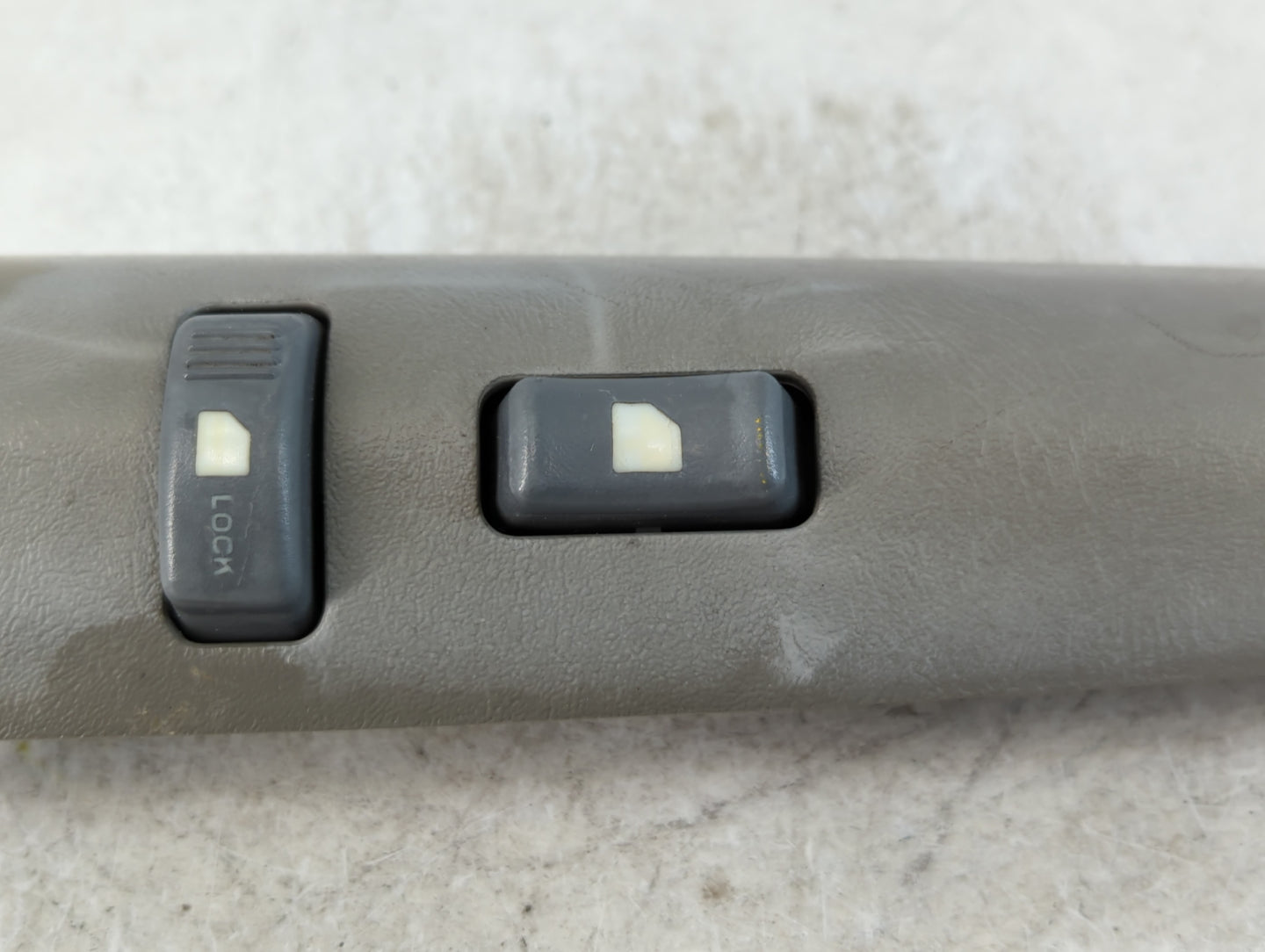 2005 Gmc Sonoma Master Power Window Switch Replacement Driver Side Left P/N:1030B 15151474 Fits OEM Used Auto Parts - Oemuse