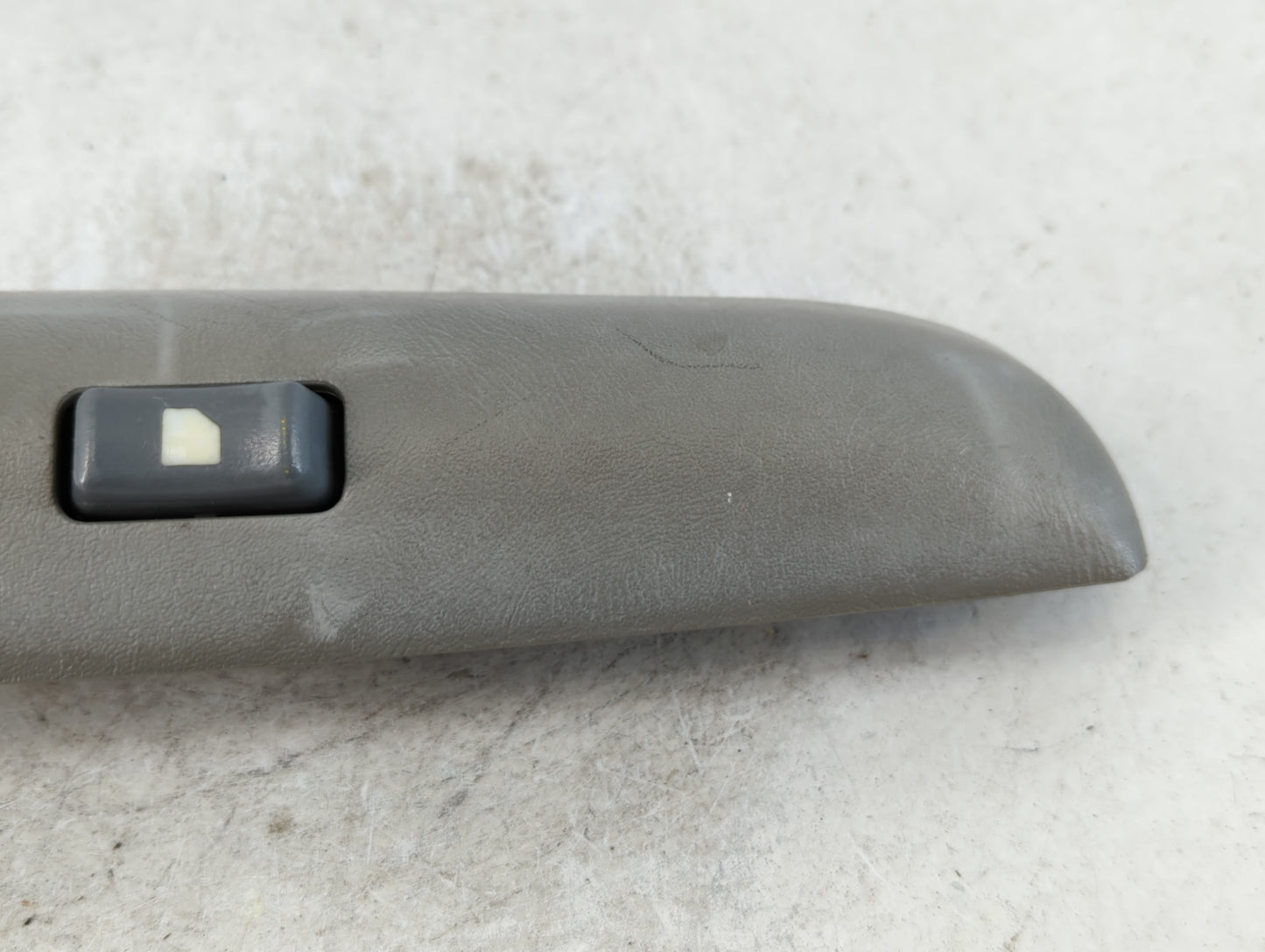 2005 Gmc Sonoma Master Power Window Switch Replacement Driver Side Left P/N:1030B 15151474 Fits OEM Used Auto Parts - Oemuse
