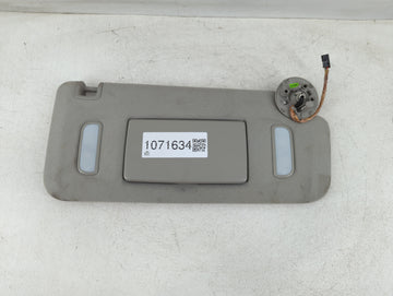 2010-2017 Gmc Terrain Sun Visor Shade Replacement Passenger Right Mirror Fits Fits 2010 2011 2012 2013 2014 2015 2016 2017 OEM Used Auto Parts