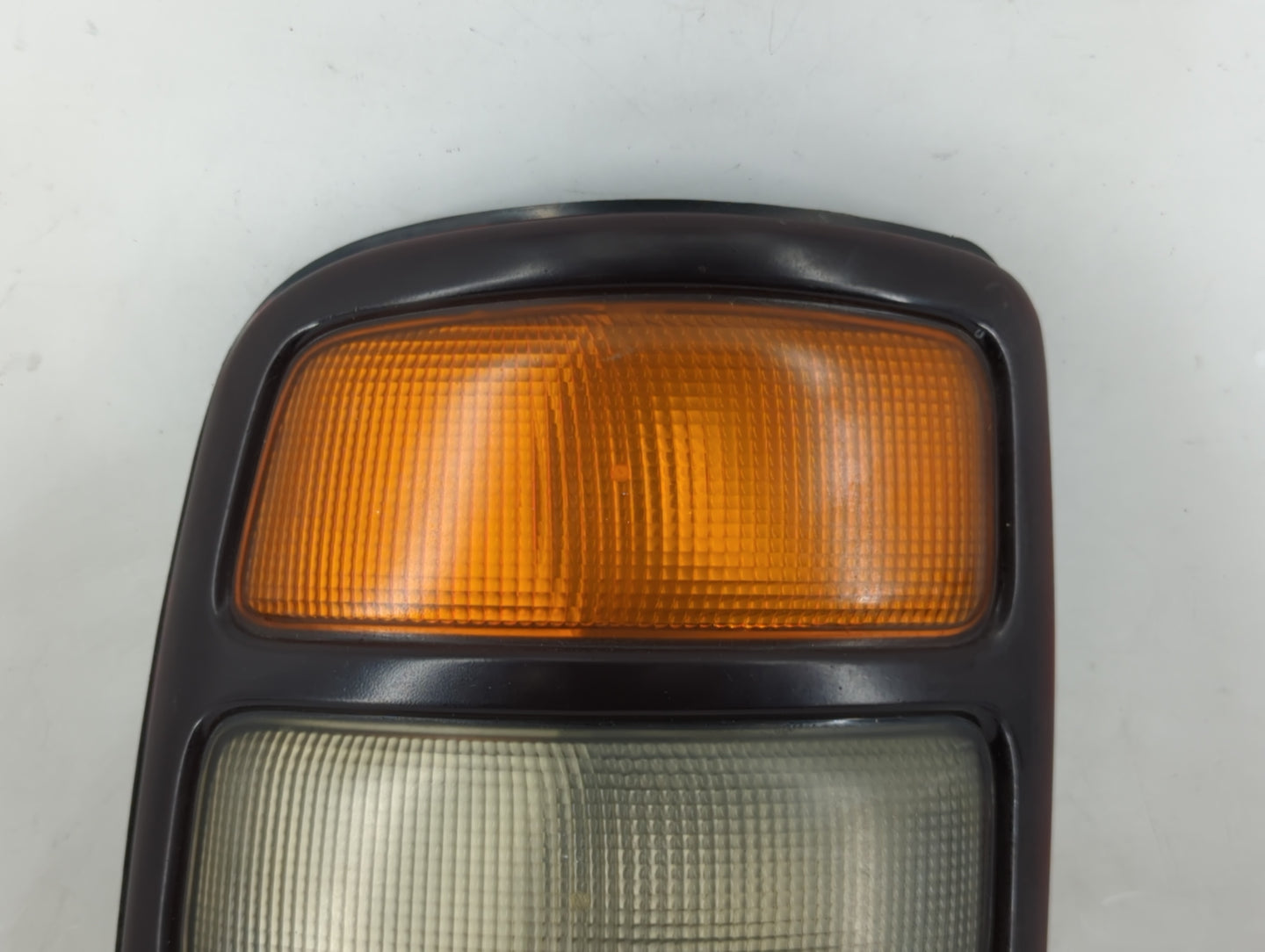 2004-2006 Gmc Yukon Tail Light Assembly Driver Left OEM P/N:15224181 Fits Fits 2004 2005 2006 OEM Used Auto Parts - Oemuseda