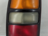 2004-2006 Gmc Yukon Tail Light Assembly Driver Left OEM P/N:15224181 Fits Fits 2004 2005 2006 OEM Used Auto Parts - Oemuseda