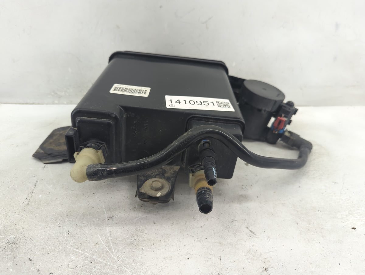 2005 Gmc Yukon Fuel Vapor Charcoal Canister - Oemusedautoparts1.com