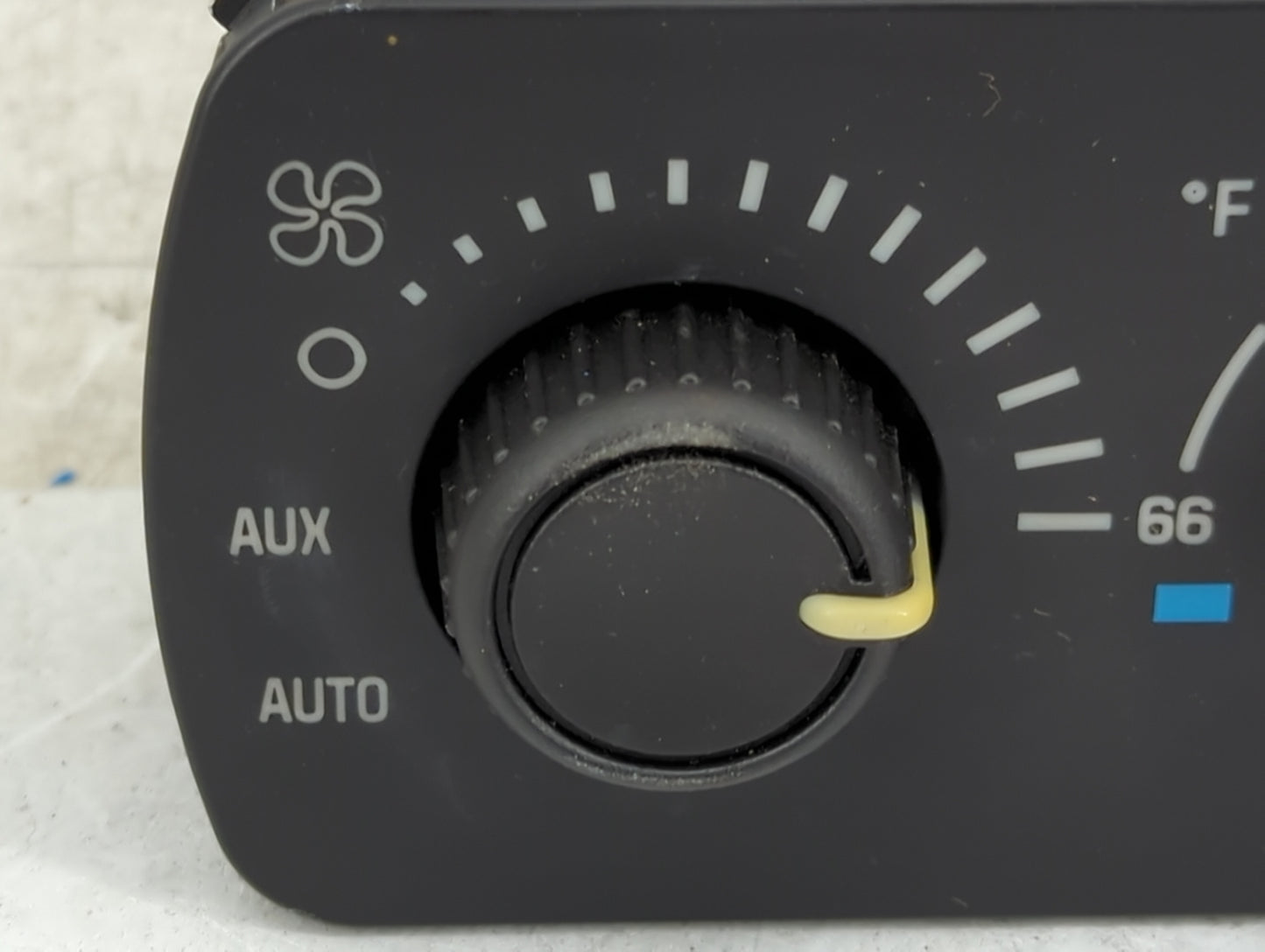 2003-2006 Gmc Yukon Climate Control Module Temperature AC/Heater Replacement P/N:15112020 Fits Fits 2003 2004 2005 2006 OEM 