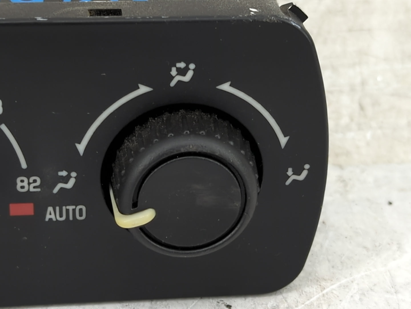 2003-2006 Gmc Yukon Climate Control Module Temperature AC/Heater Replacement P/N:15112020 Fits Fits 2003 2004 2005 2006 OEM 
