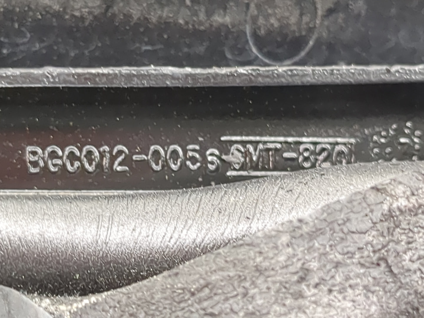 2003-2006 Gmc Yukon Driver Side View Mirror - Left Door Mirror OEM Used - Oemusedautoparts1.com