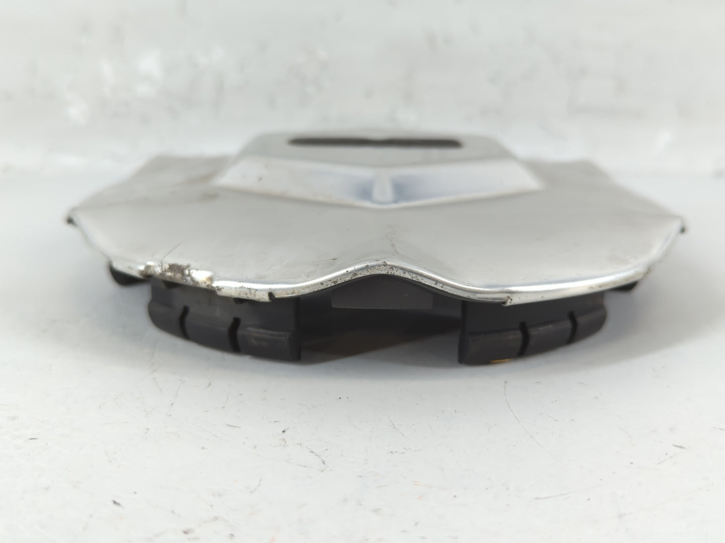 2005 Gmc Yukon Xl Rim Wheel Center Cap - Oemusedautoparts1.com