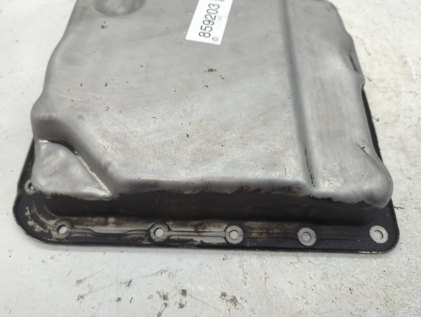 2000-2006 Gmc Yukon Xl Engine Oil Pan Fits Fits 1999 2000 2001 2002 2003 2004 2005 2006 2007 OEM Used Auto Parts - Oemusedau