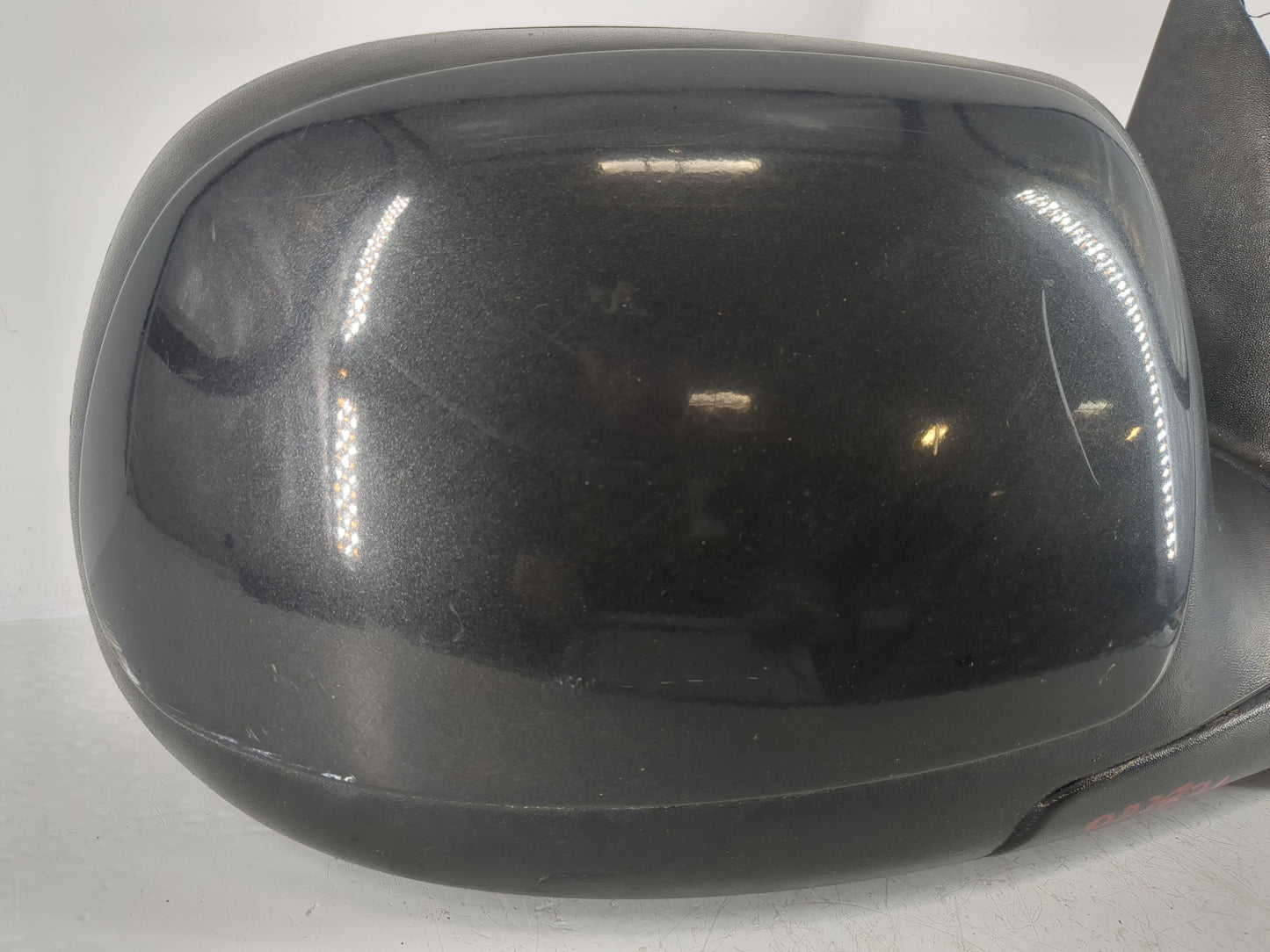 2003-2005 Gmc Yukon Xl 1500 Passenger Side View Mirror - Right Door Mirror OEM Used - Oemusedautoparts1.com