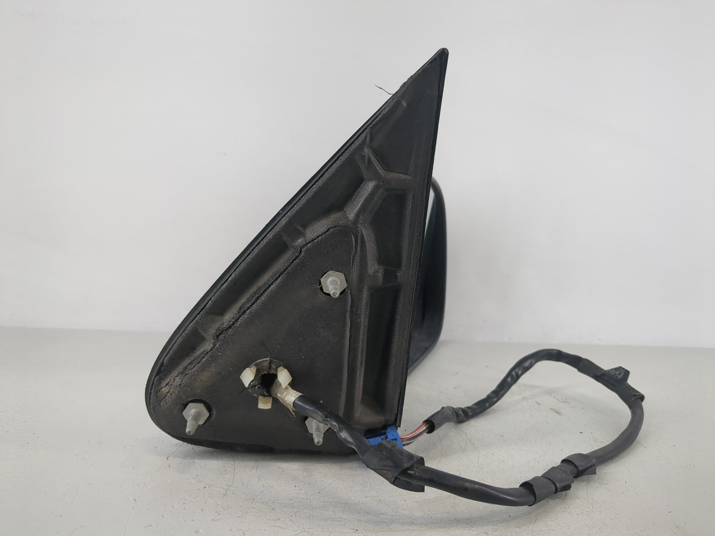 2003-2005 Gmc Yukon Xl 1500 Passenger Side View Mirror - Right Door Mirror OEM Used - Oemusedautoparts1.com