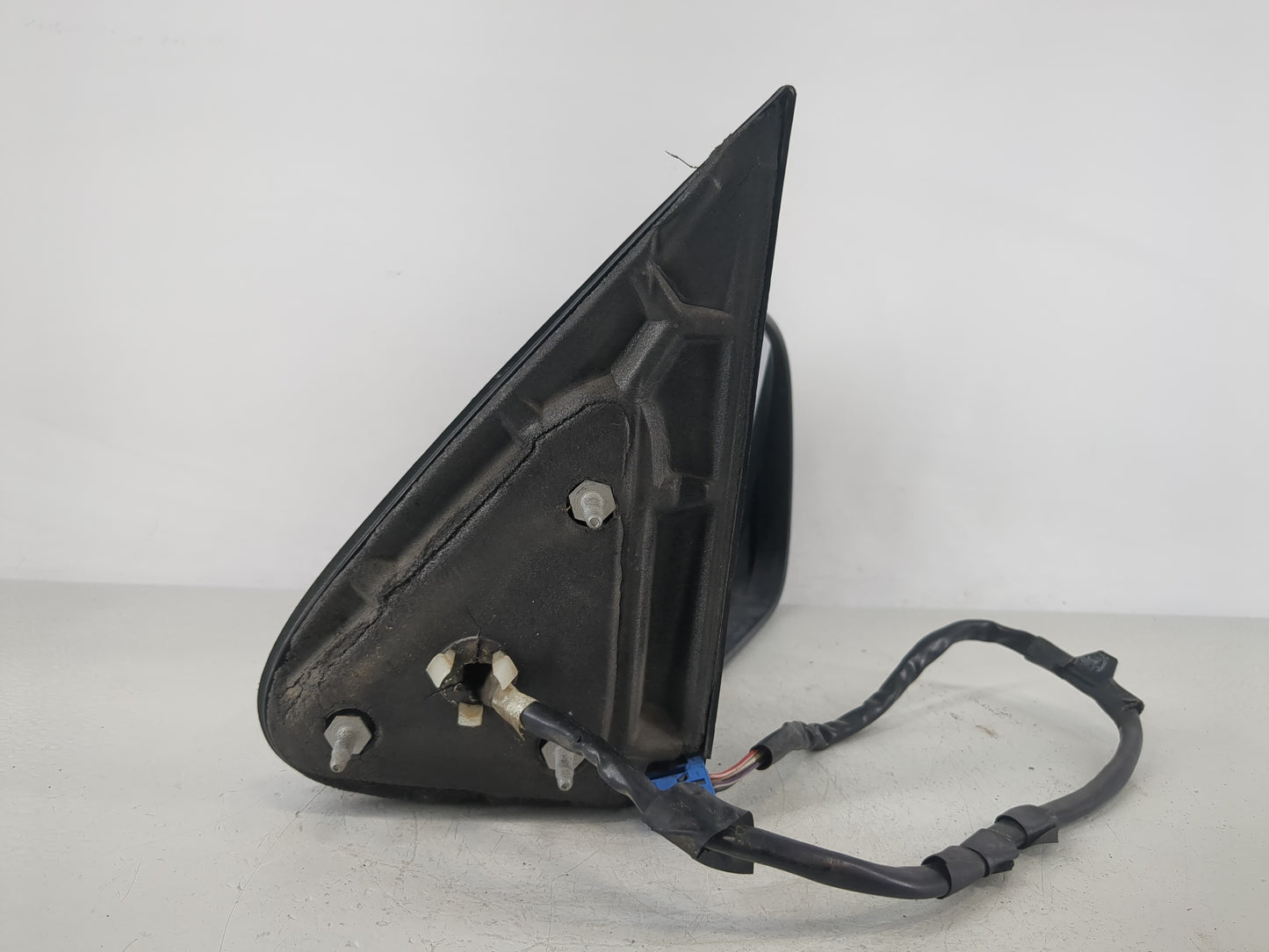 2003-2005 Gmc Yukon Xl 1500 Passenger Side View Mirror - Right Door Mirror OEM Used - Oemusedautoparts1.com