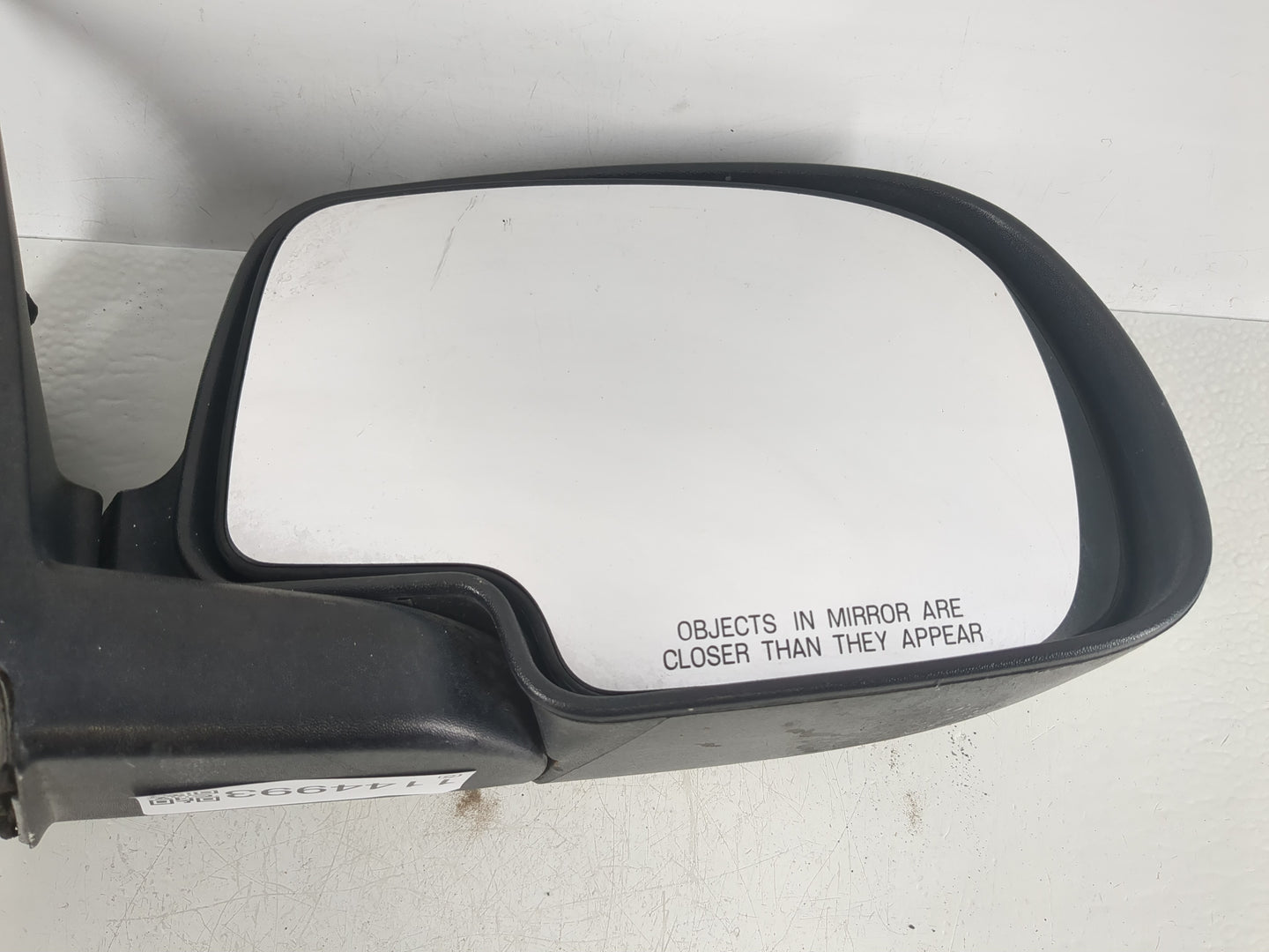 2003-2005 Gmc Yukon Xl 1500 Passenger Side View Mirror - Right Door Mirror OEM Used - Oemusedautoparts1.com